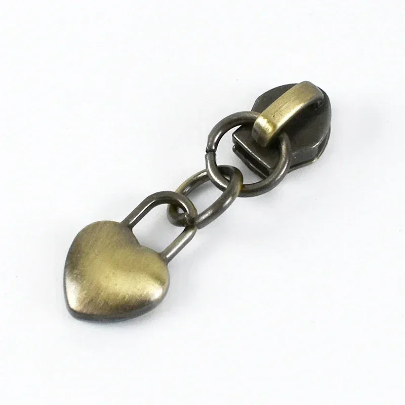 Metall Reißverschlussschieber Herz-Anhänger #3 für Nylon-Reißverschlüsse DIY Reparatur Set