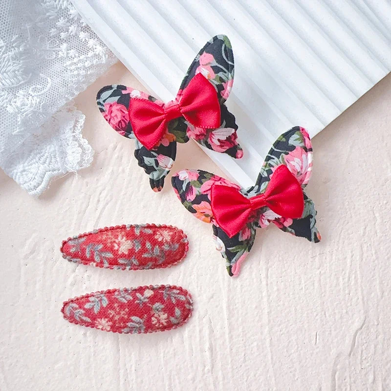 4-teiliges Set Schmetterling Haarklammern aus Polyester für Mädchen