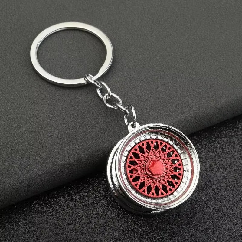 Robuster Edelstahl Schlüsselanhänger im Autoteile-Design – Perfektes Männergeschenk