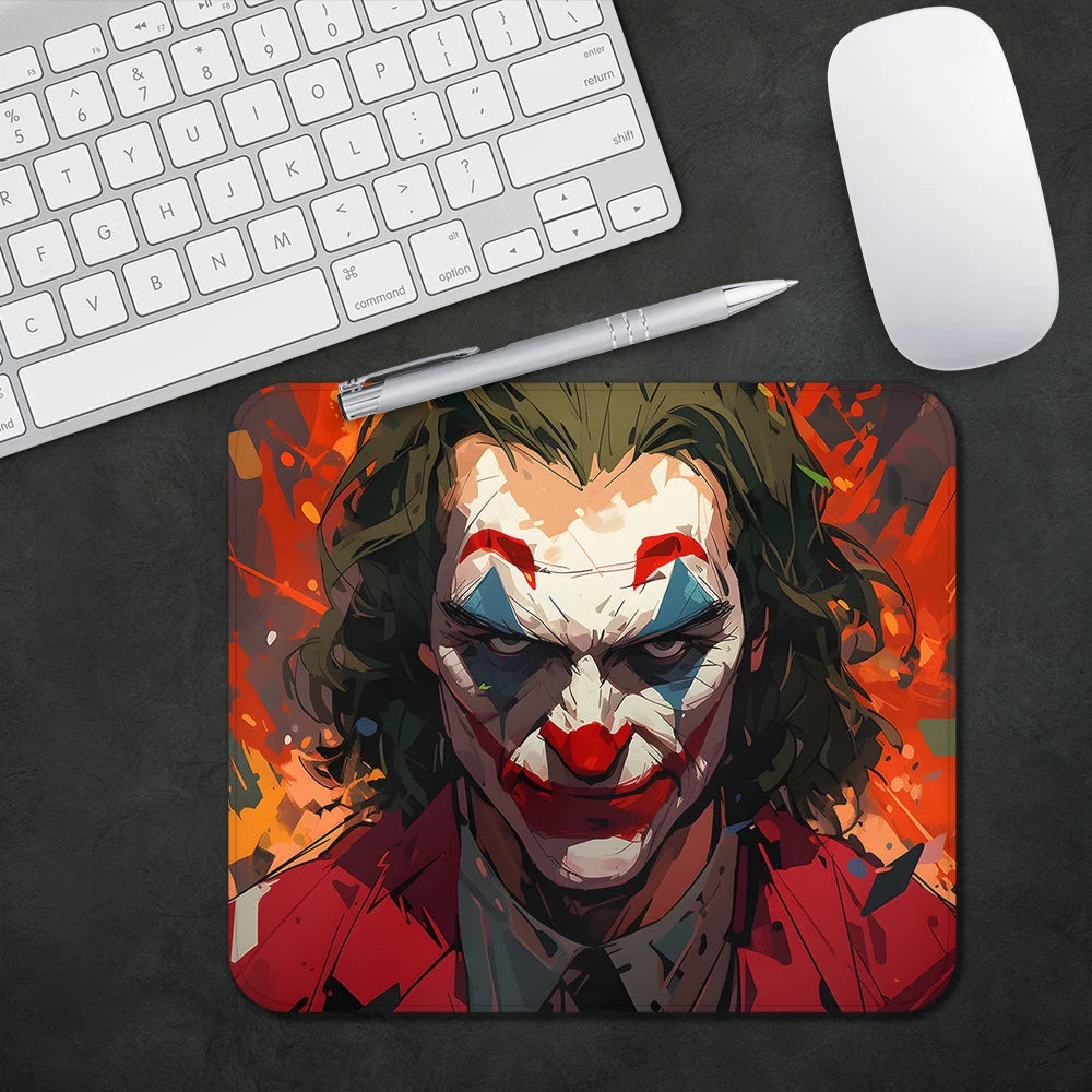 Kompaktes Gaming Mauspad für PC - Büro – Rutschfest und vielseitig