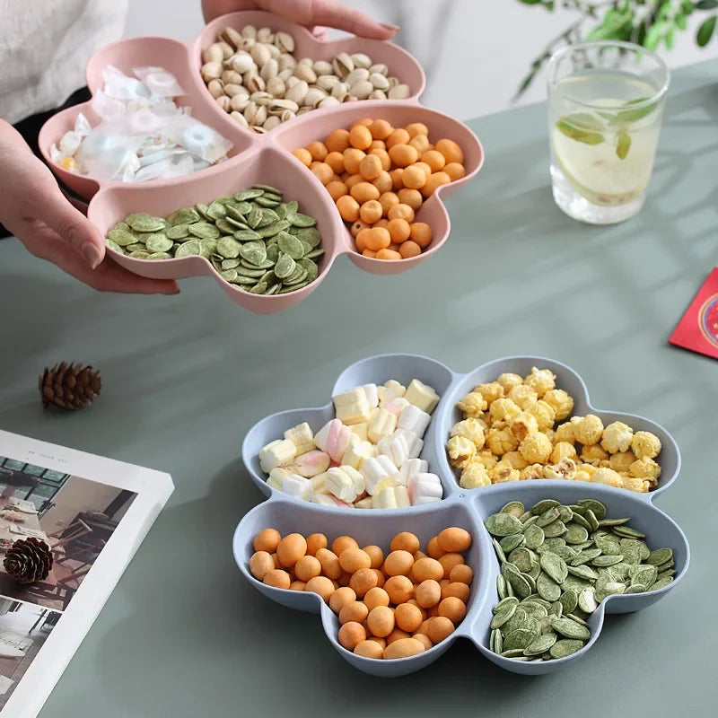 4-Gitter Obsttablett mit herzförmigen Fächern für Snacks und Süßigkeiten
