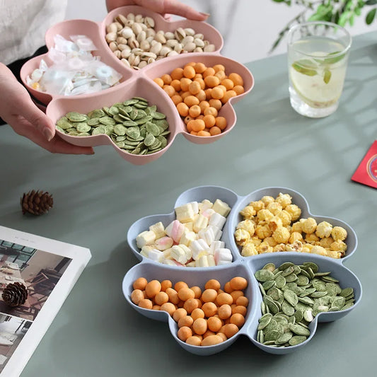 4-Gitter Obsttablett mit herzförmigen Fächern für Snacks und Süßigkeiten