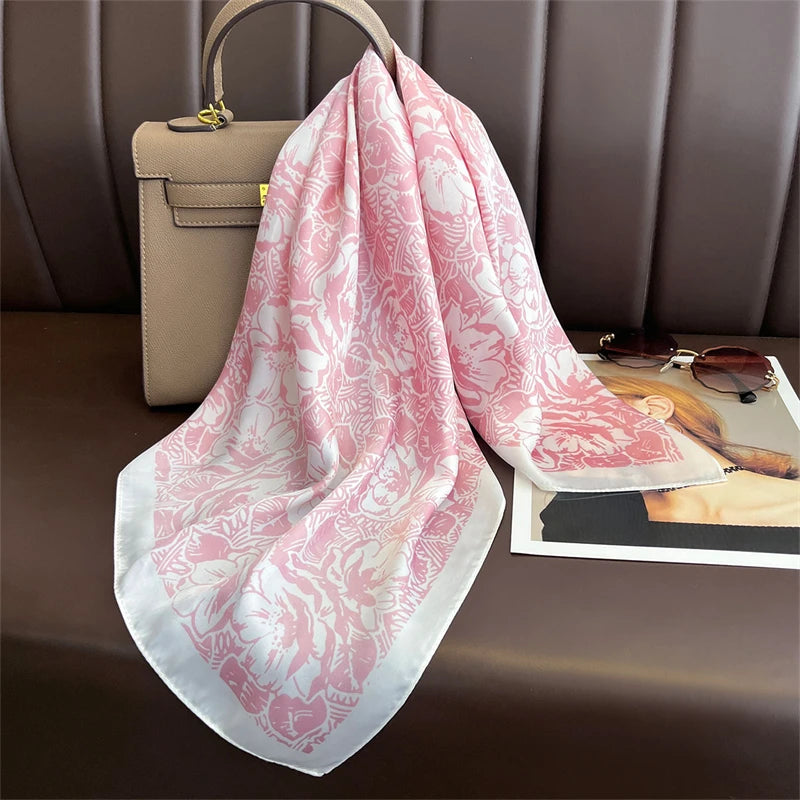 Vielseitiger 70x70 cm Damen Schal aus seidigem Polyester – stilvoll - leicht
