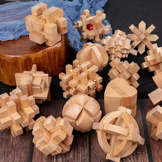 Klassisches 3-teiliges Holzpuzzle für Gehirnjogging
