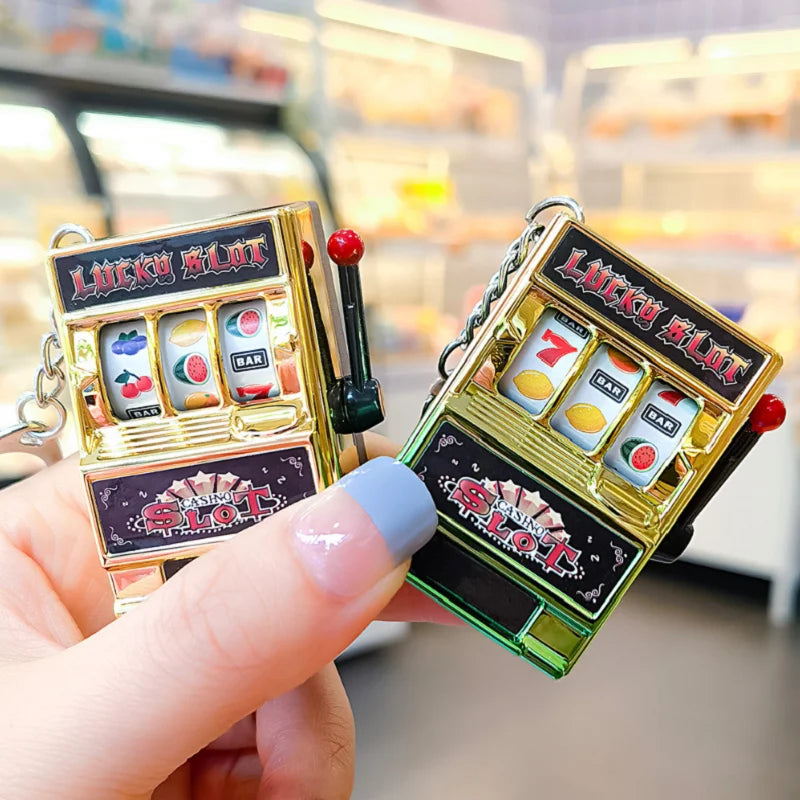 Lustiger Mini Slot Maschine Schlüsselanhänger für Spiele-Liebhaber