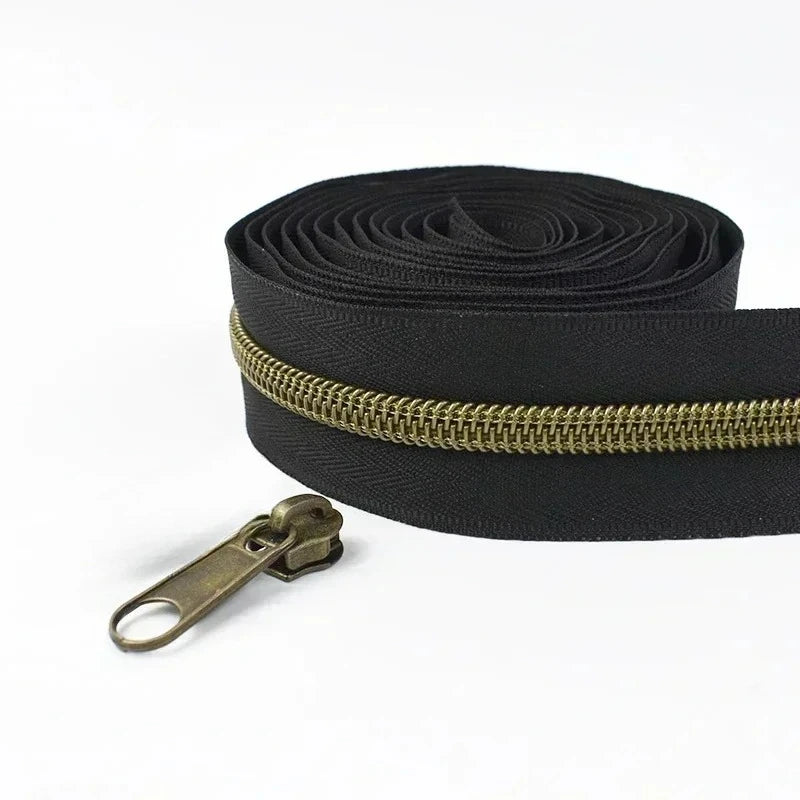 Nylon Reissverschlussband Nr 5 pro Meter mit Schiebern fuer Naehprojekte