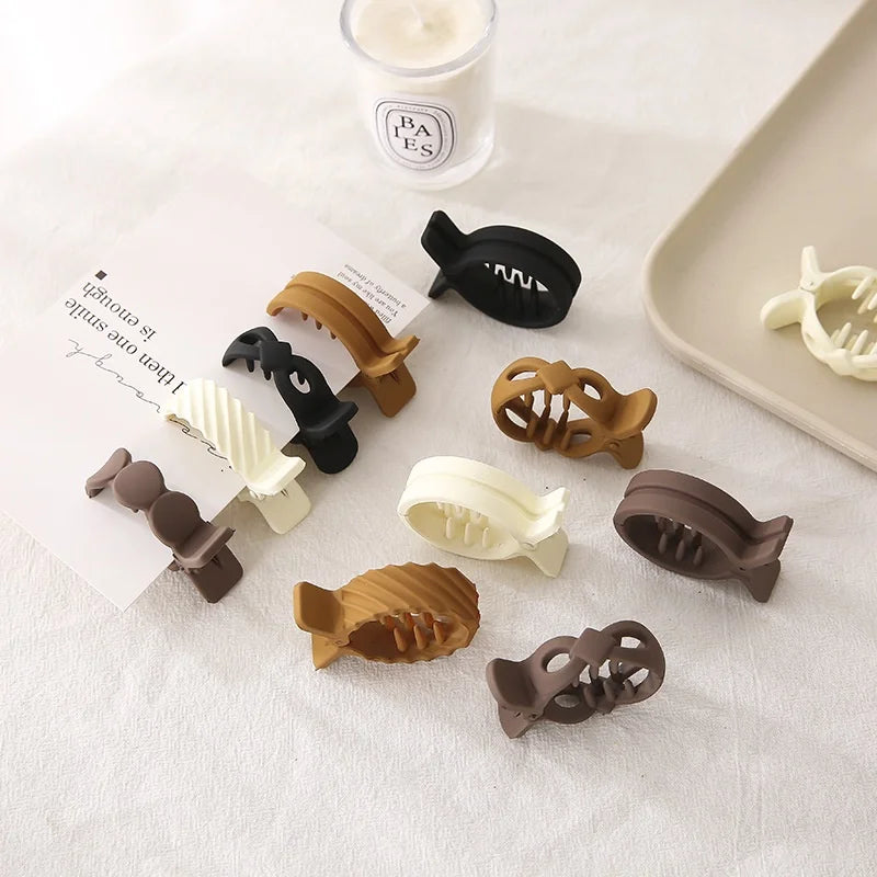 Frosted Mini Krabben Haarclip – Sicherer Halt - stylisher Y2K Look für Frauen