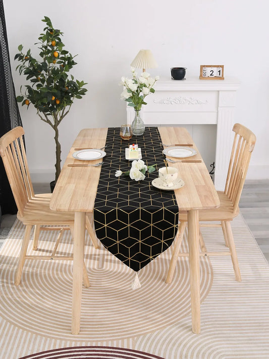 Stilvoller Geometrischer Tischläufer Schwarz – Elegante Deko für Zuhause & Hotel