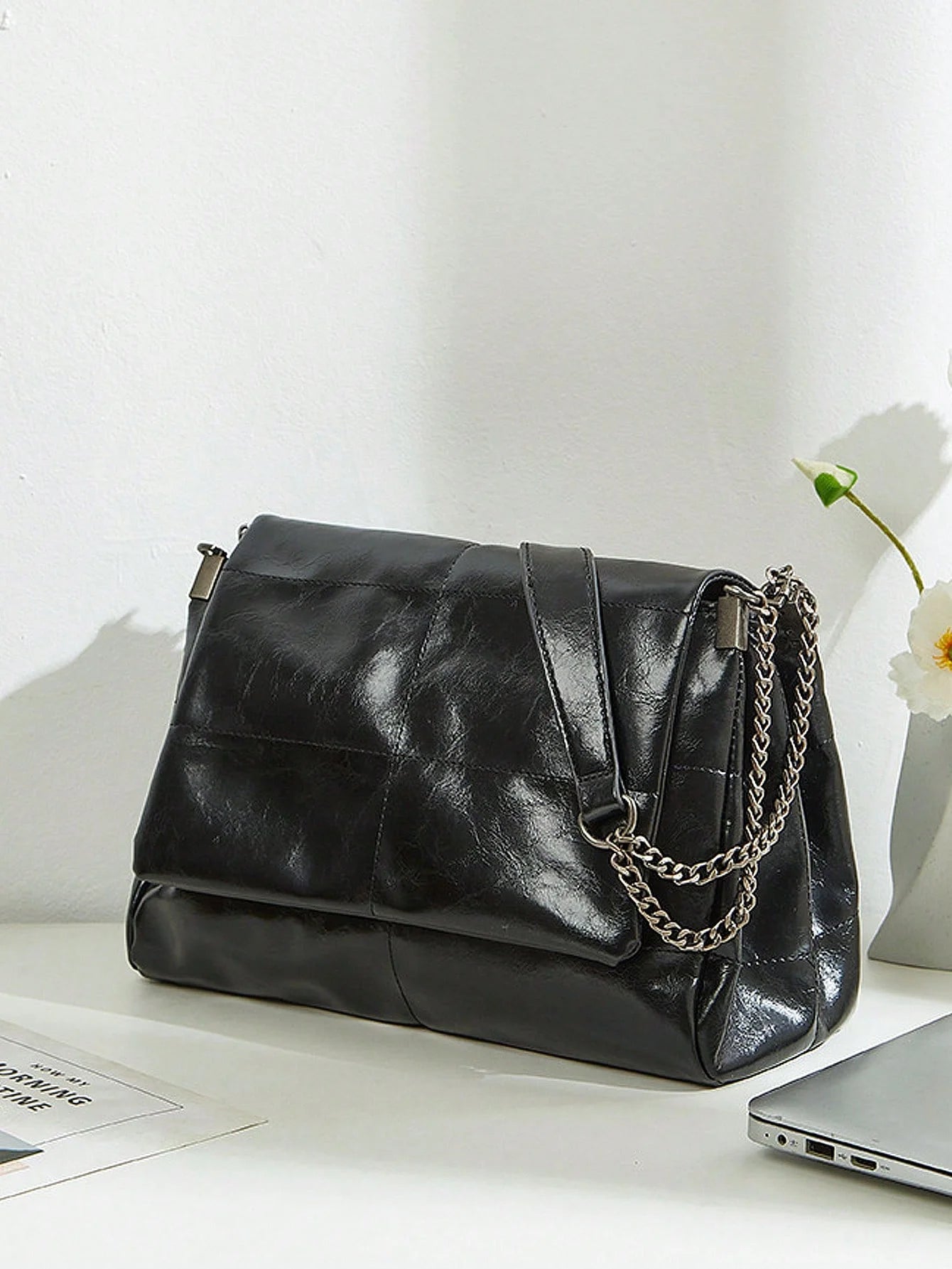 Große Ketten-Umhängetasche Damen 31x21x11 cm – stilvoll - praktisch für Alltag
