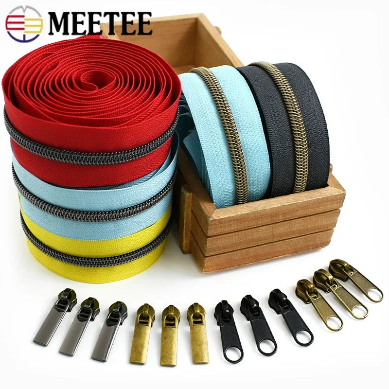 Nylon Reissverschlussband Nr 5 pro Meter mit Schiebern fuer Naehprojekte