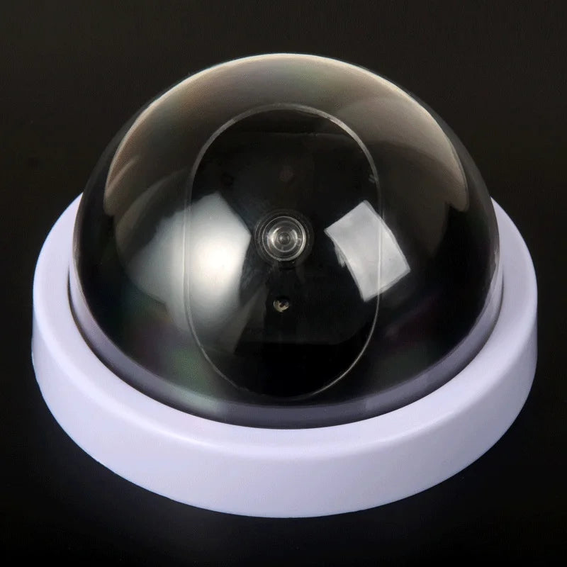 Realistische schwarze Dummy CCTV-Kamera mit blinkender LED – Abschreckung pur
