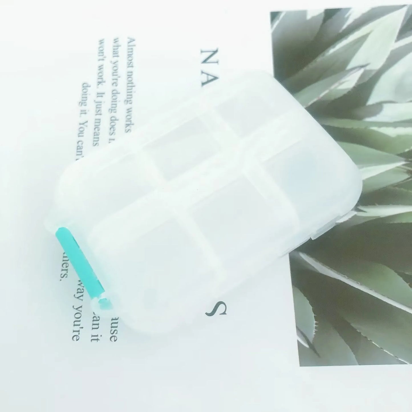 Reise-Pillenorganizer mit 12 Fächern für sichere Medikamentenaufbewahrung
