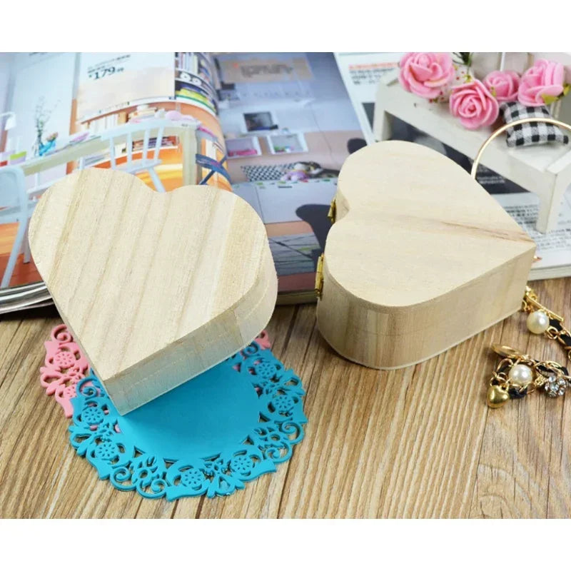 Herzförmige Holzschatulle für Schmuck und Make-up Organizer 10x8x4cm