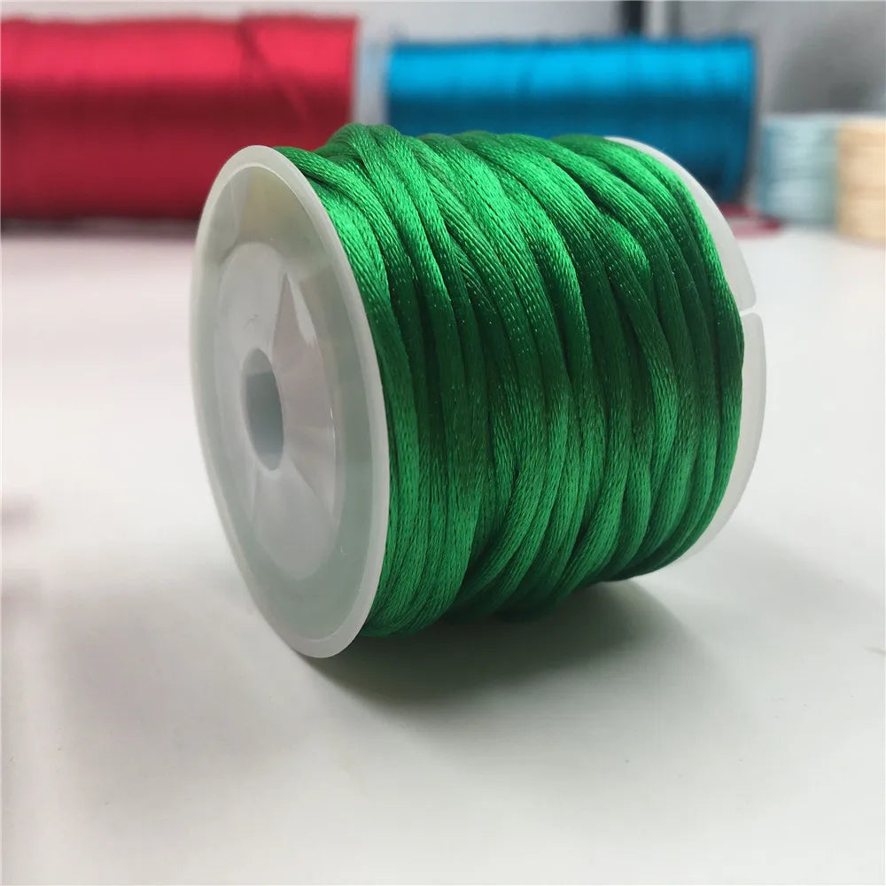 2mm Satinband geflochten Seide Makramee Seil für DIY Armbänder