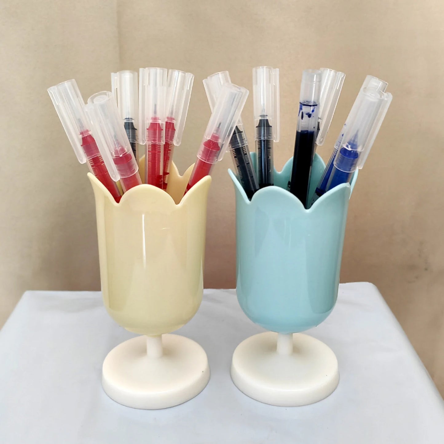 Tulpenförmiger Stifthalter Make-up Pinselhalter kreativer Schreibtisch Organizer