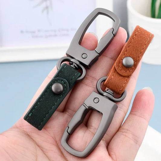 Handgemachter Leder-Schlüsselanhänger in Schwarz, Braun - Grün – Robust - Stilvoll