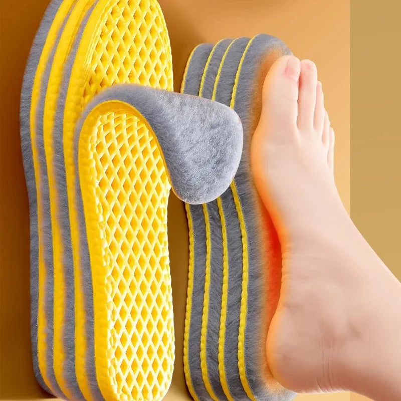 Warme Plüsch Einlegesohlen für winterlichen Komfort und Dämpfung