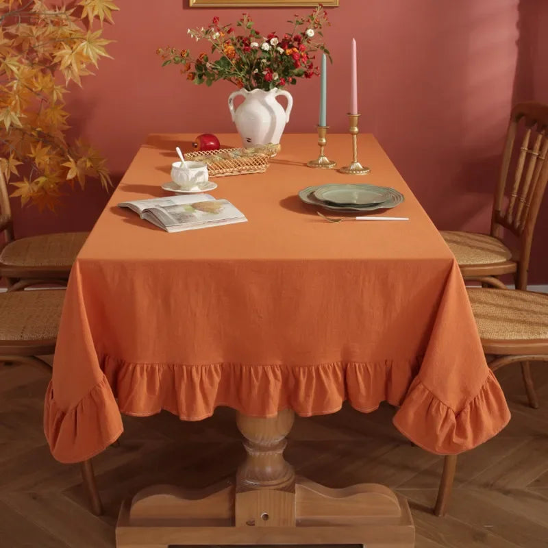 Retro Tischdecke aus Baumwolle mit Rüschen – Waschbar
