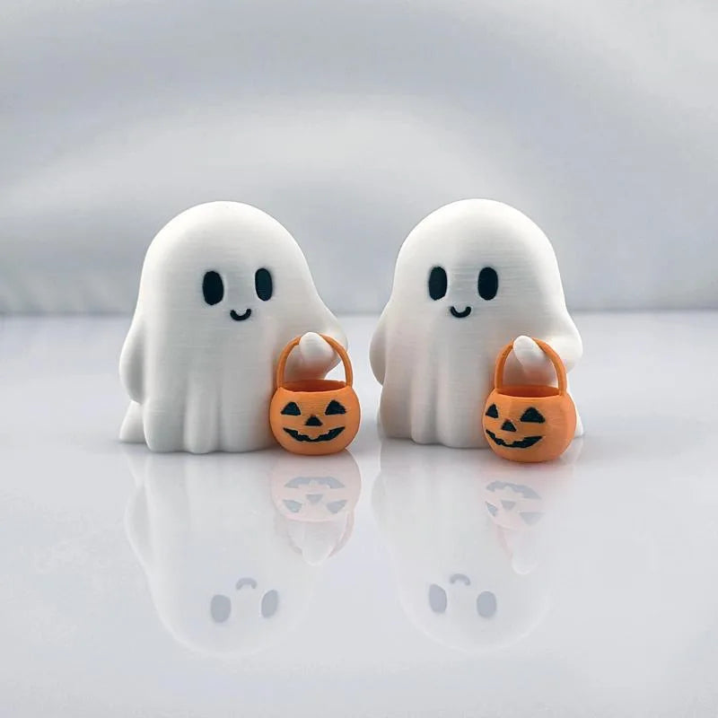 Niedliche Kürbisstatue im Anime-Stil als Halloween-Dekoration