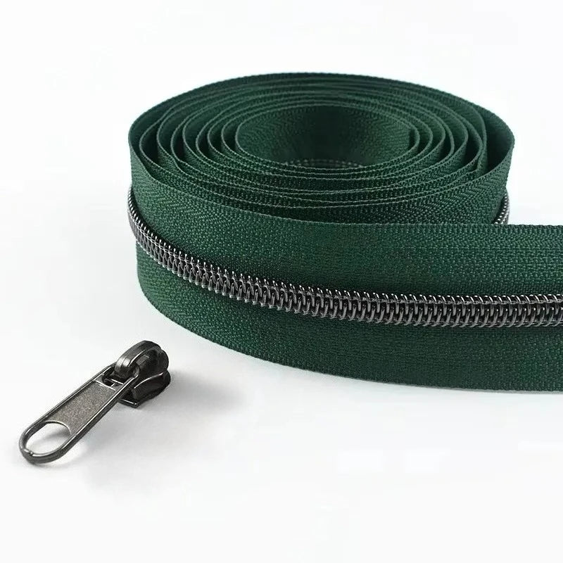 Nylon Reissverschlussband Nr 5 pro Meter mit Schiebern fuer Naehprojekte