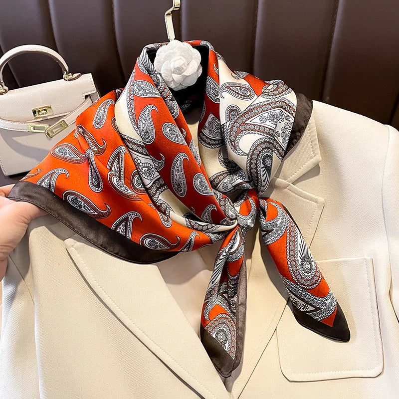 Ihr 70x70cm Schal: Stilvoller Sonnenschutz für jede Jahreszeit