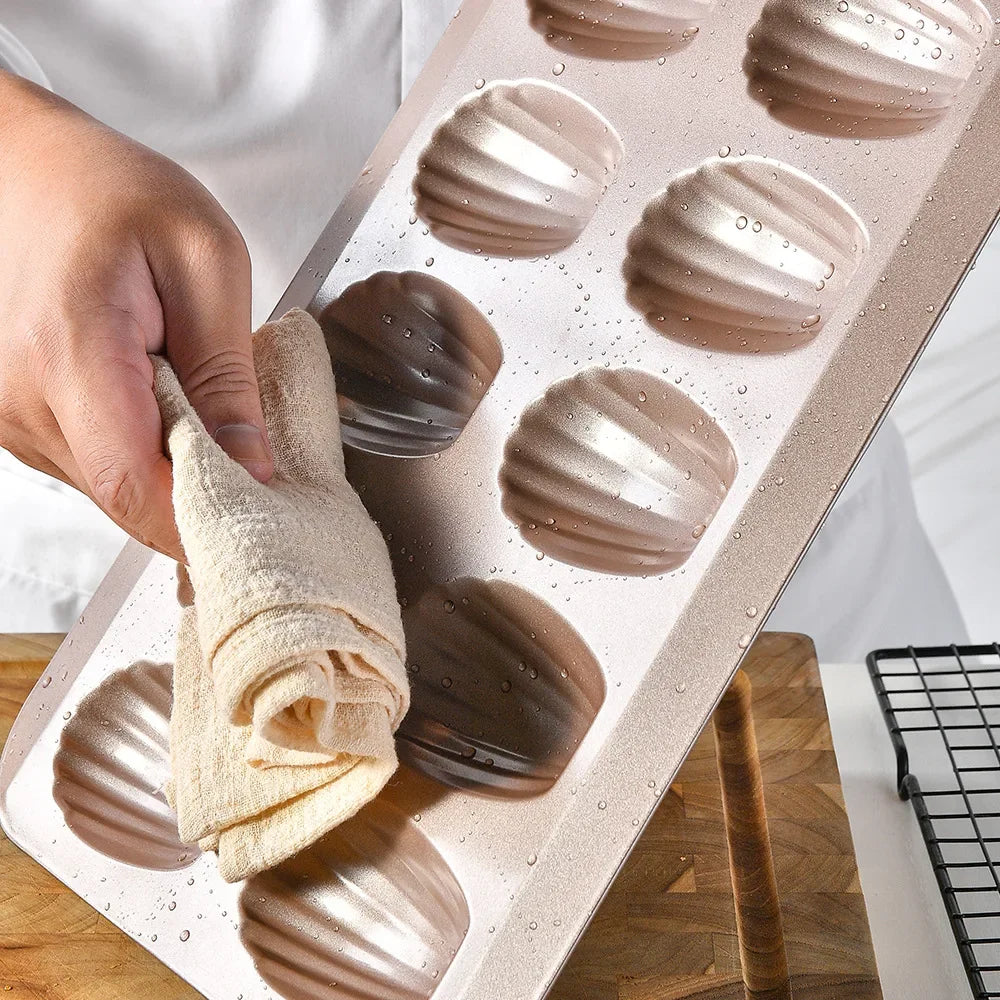 Mini Kuchenform aus Edelstahl für Backblech und Madeleines