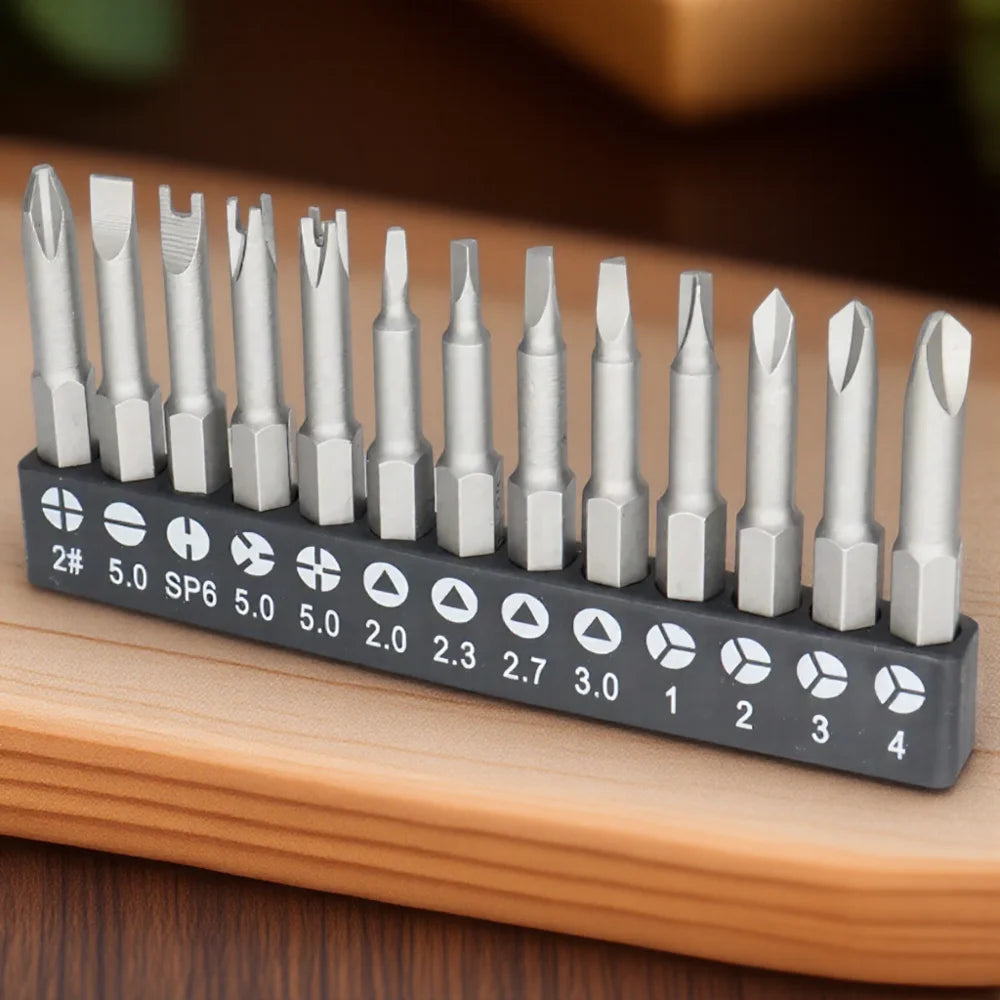 Vielseitiges Schraubendreher Bit Set aus robustem Chrom-Vanadium Stahl
