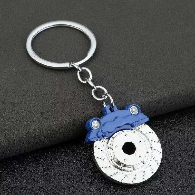 Robuster Edelstahl Schlüsselanhänger im Autoteile-Design – Perfektes Männergeschenk