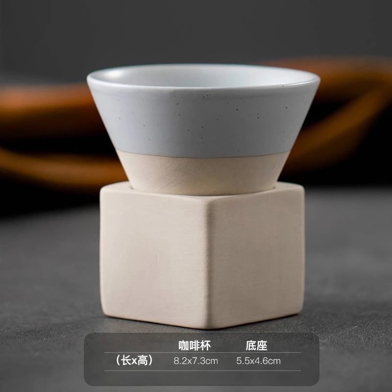 Retro Keramik Tasse in Dreieckiger Kegelform für Tee und Kaffee