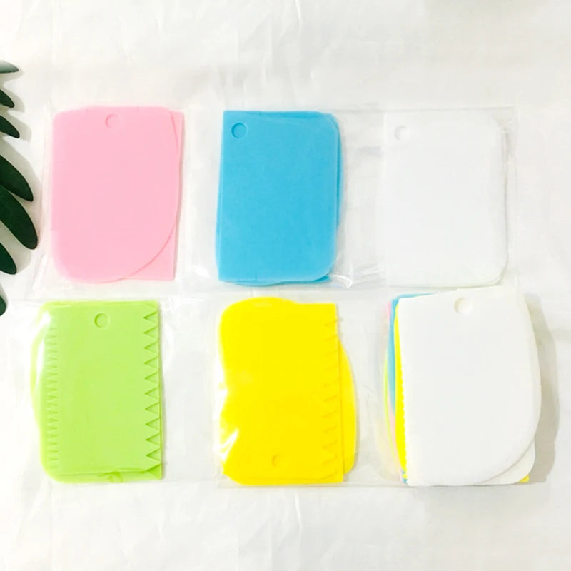 AILIHU 3er Set Backhelfer – Vielseitige Schaber & Spatel aus Kunststoff