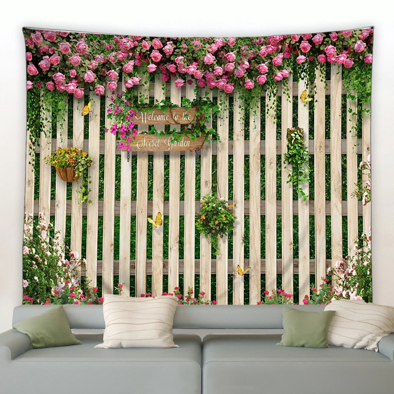 Frühlingshafte Wandtapisserie mit Schmetterlingen und Blumenmotiv