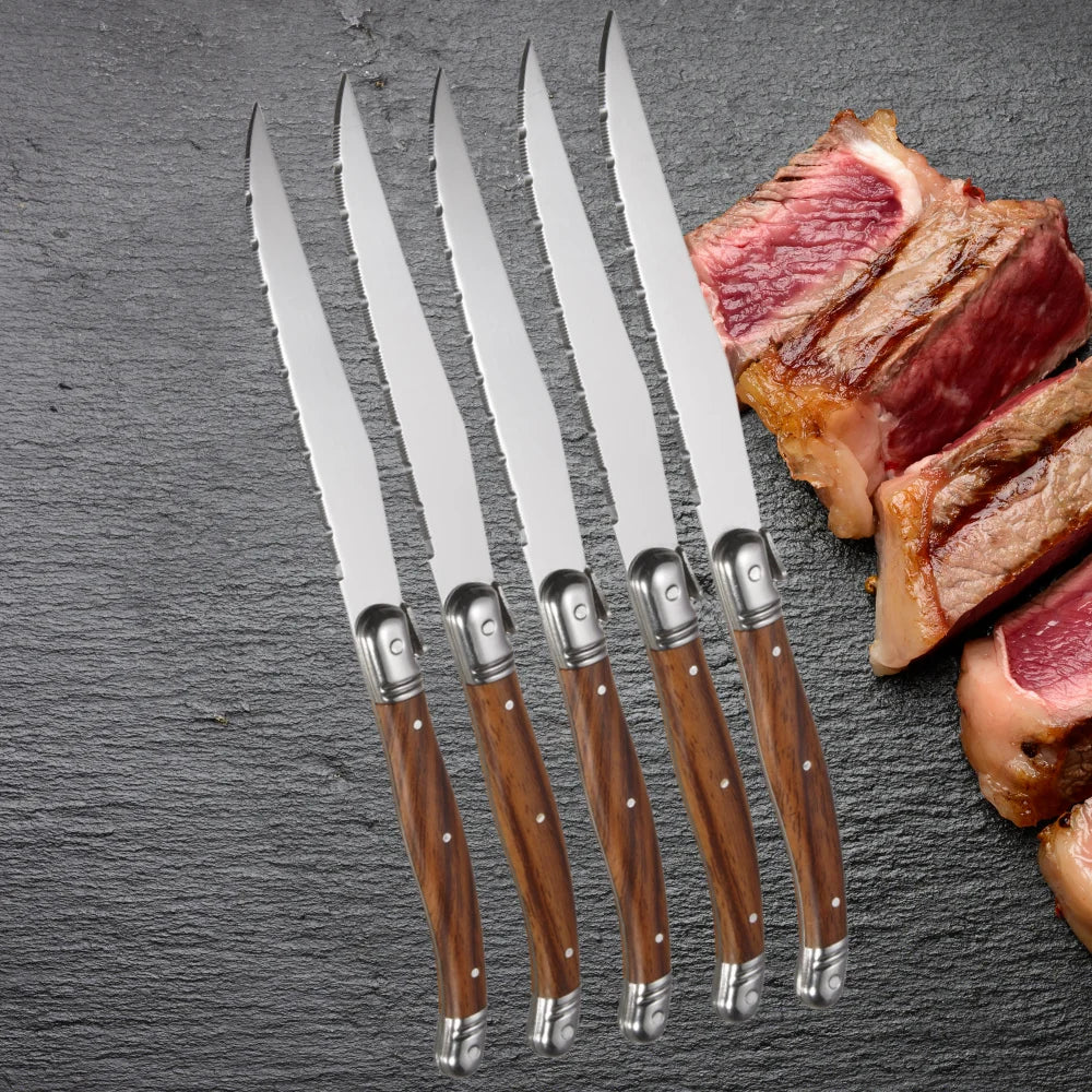 Gezahntes Steakmesser Set aus Edelstahl mit scharfem Griff für vielseitigen Einsatz
