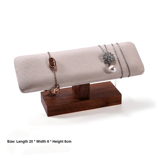 Praktischer Holzständer für Armbänder, Halsketten und Uhren
