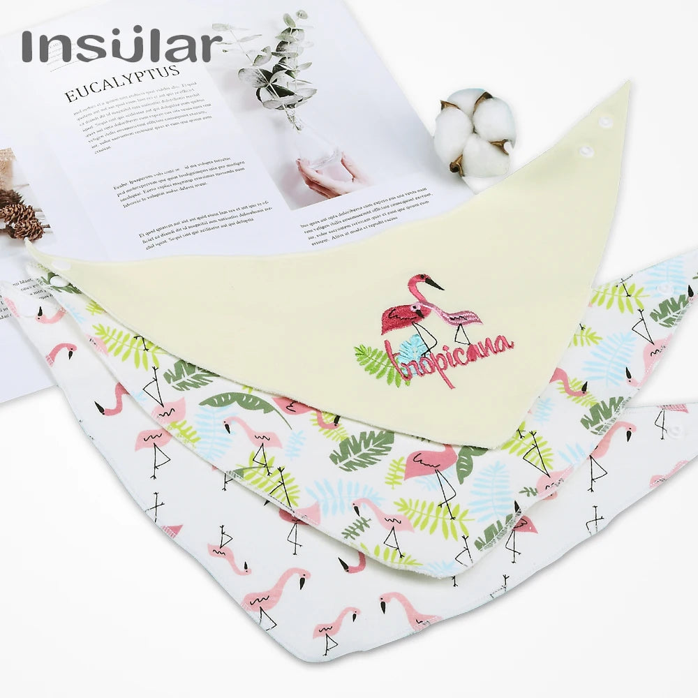 Sanfte Babypflege garantiert: 3er Set Baumwoll Bandana Lätzchen mit Tierprint