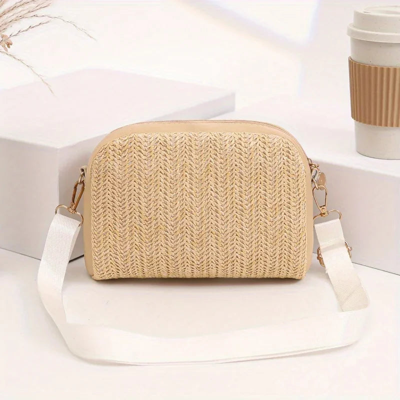 Kleine einfarbige Umhängetasche aus Stroh für vielseitigen Alltags- und Party-Look