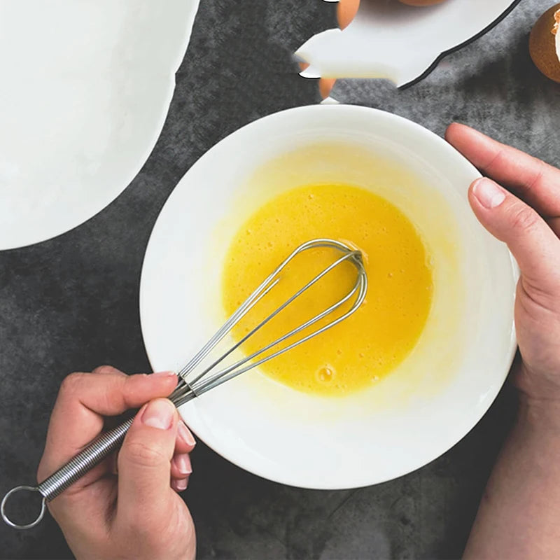 Edelstahl Mini Schneebesen Handmixer für effizientes Rühren in der Küche