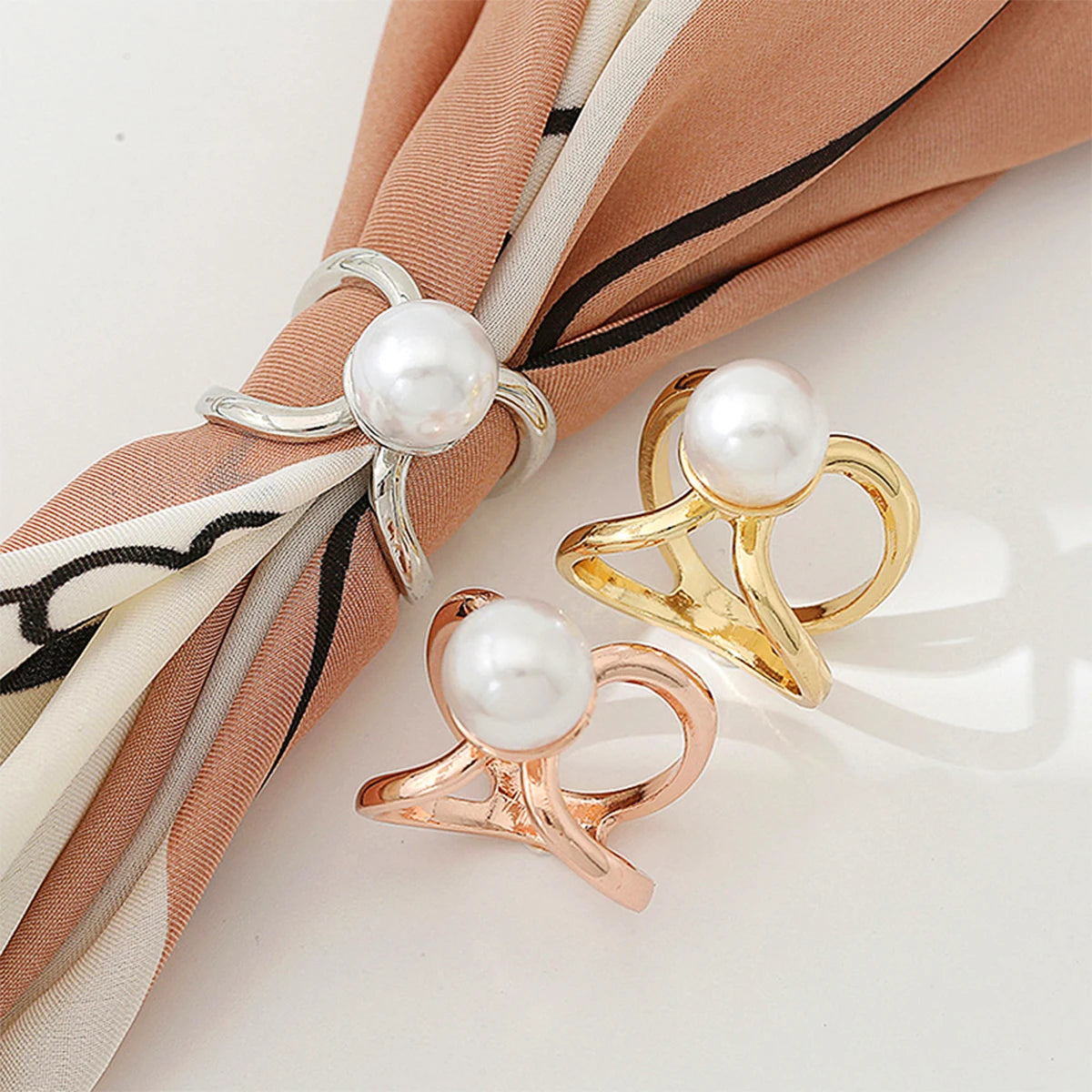 Elegante Perlen-Schal Schnalle – Multifunktionales Accessoire für Damen aus Eisen