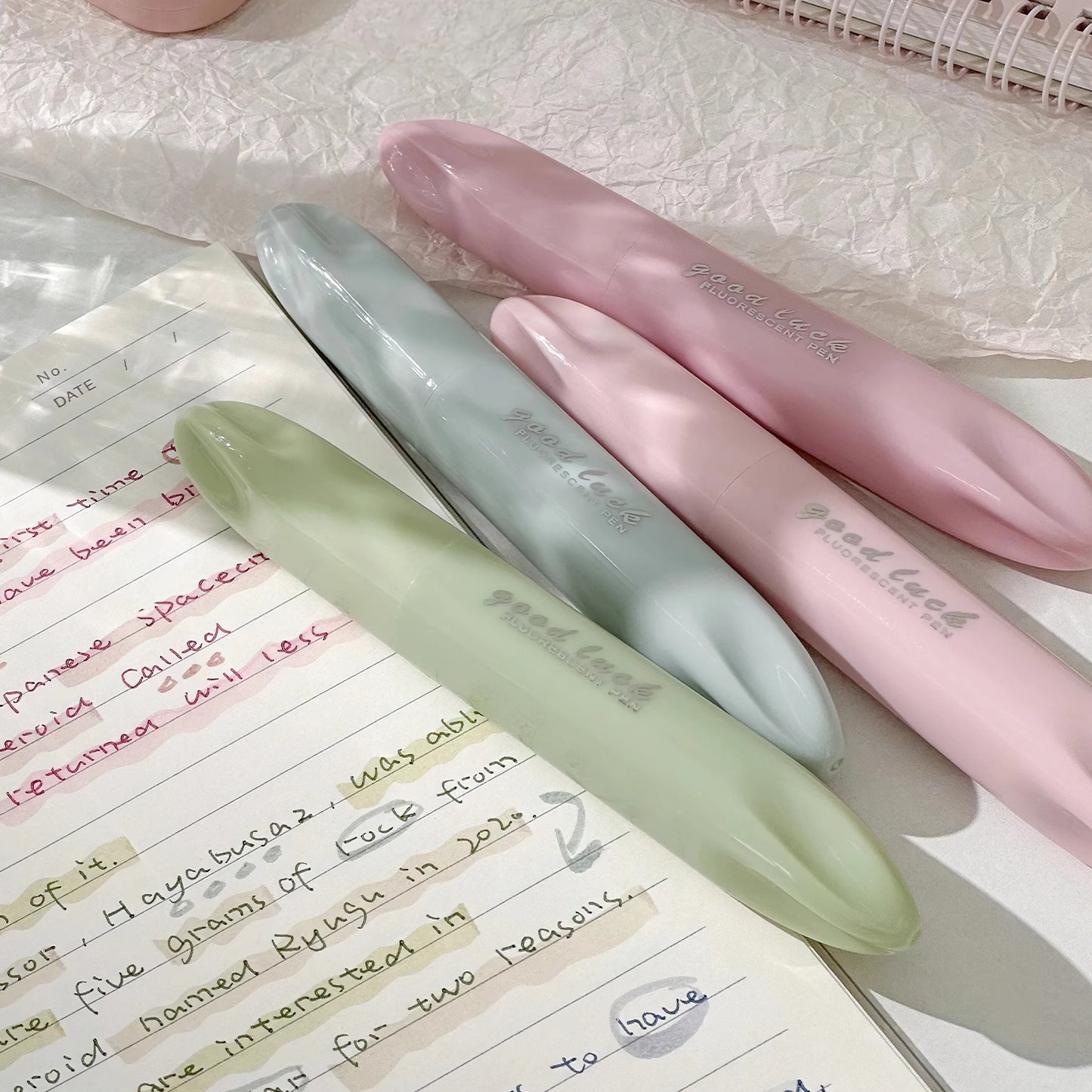 4-teiliges Morandi Pastell Textmarker Set mit weicher Schrägspitze