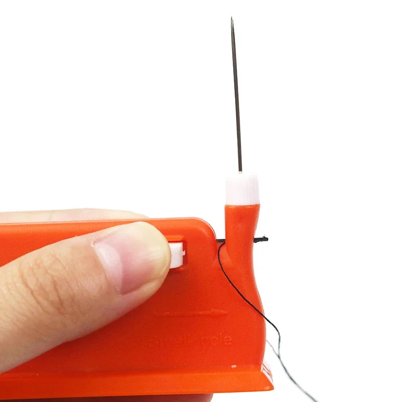 Automatischer Nadeleinfädler für einfache und schnelle Handarbeit