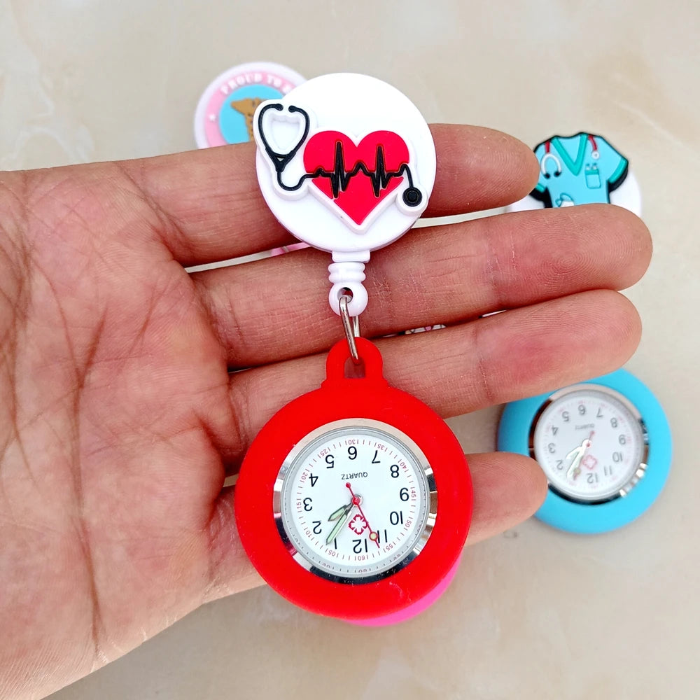 Präzise - stilvoll: Unisex Fob Taschenuhr mit medizinischen Symbolen, 4 cm