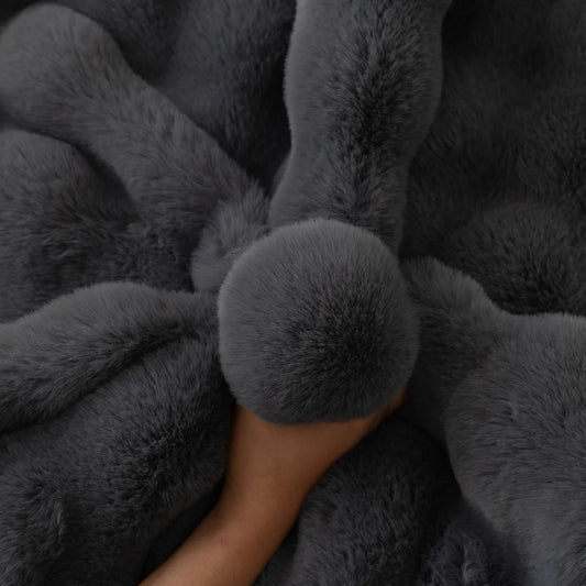 Kuscheliger Anti-Rutsch Sofa Schonbezug aus Plüschimitat für Wohnzimmer