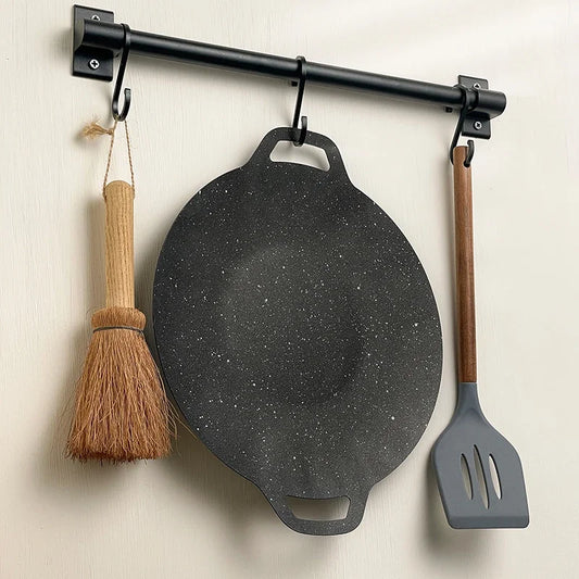 Vielseitige runde Aluminium-Bratenpfanne mit Antihaftbeschichtung – perfekt fürs BBQ