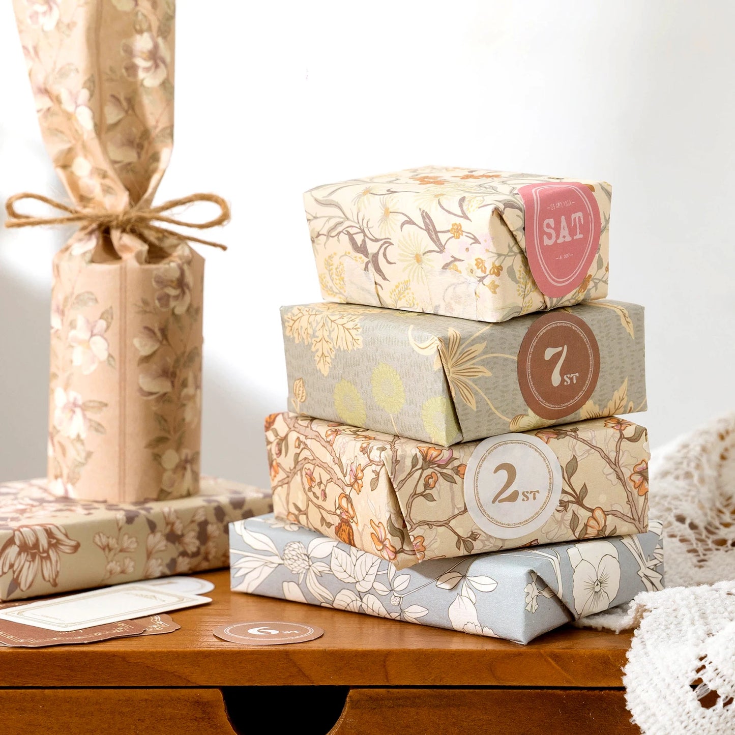 40 florale Vintage Papiere – Handgemacht - vielseitig für DIY - Scrapbooking