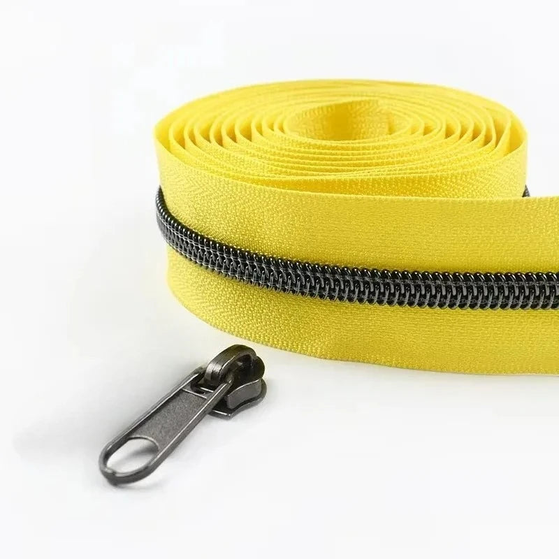 Nylon Reissverschlussband Nr 5 pro Meter mit Schiebern fuer Naehprojekte