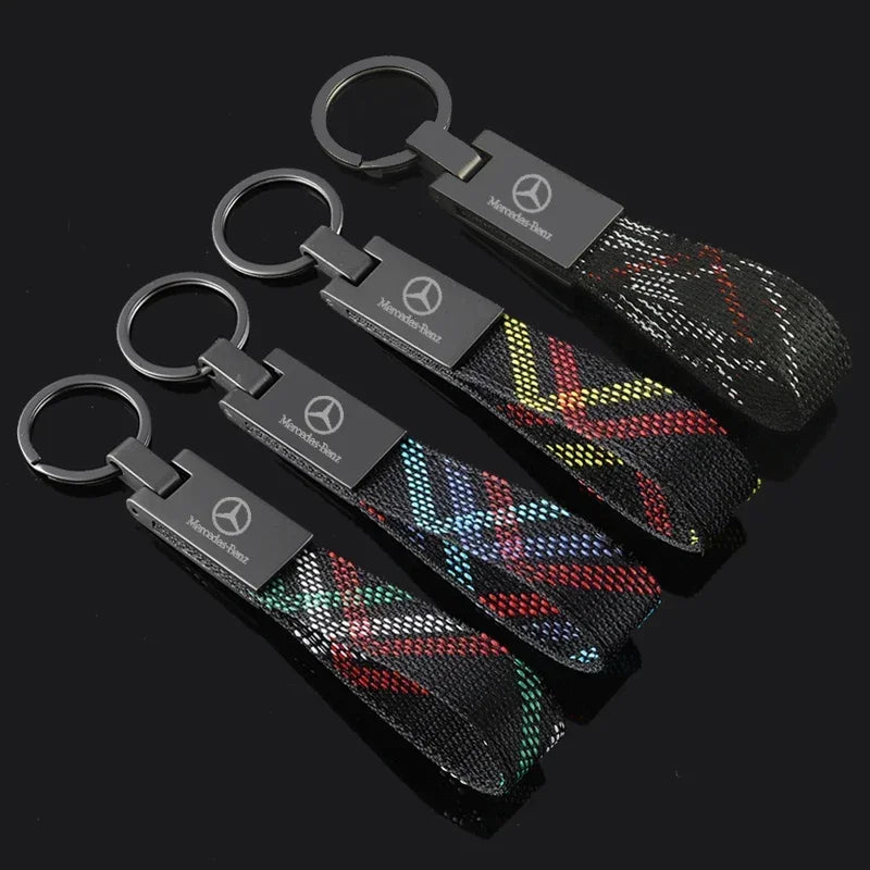 Eleganter Auto Logo Schlüsselanhänger aus Zink mit robustem Oxford-Gurtband, Geschenk für Mercedes