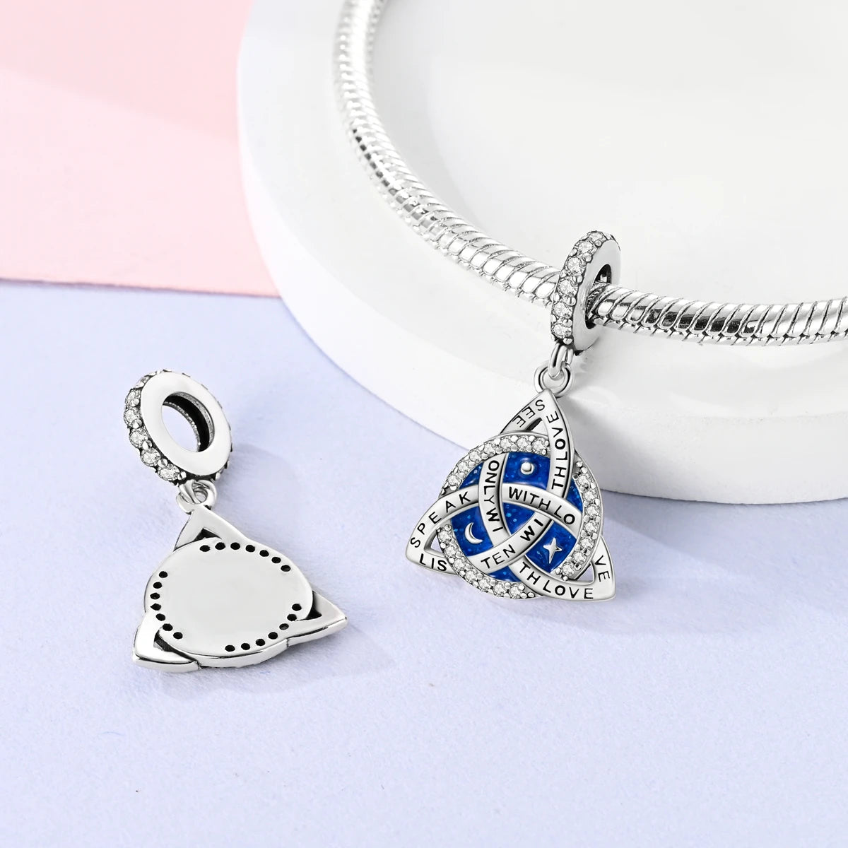 Edler Charm-Anhänger aus 925er Silber mit funkelndem blauem Zirkon – perfekt für DIY-Schmuck
