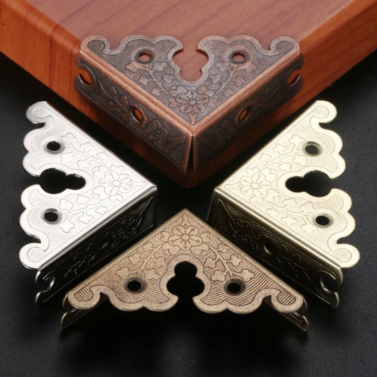 4x Antike Eckbeschläge Möbel Holz Box Protector Dekor 34mm Zinklegierung
