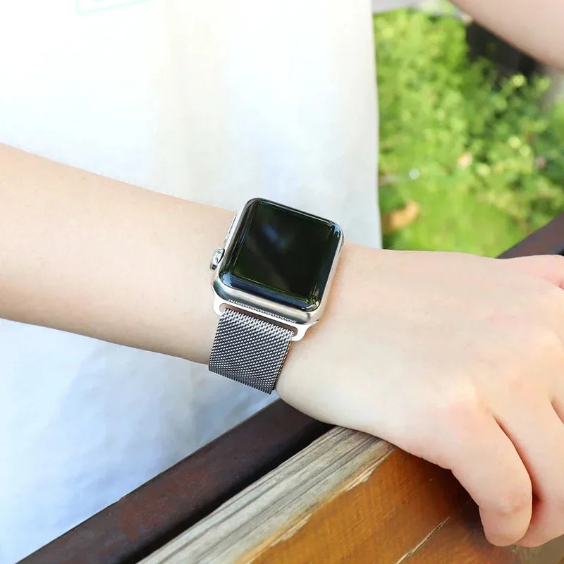 Edelstahl Mesh-Metallarmband mit Magnetverschluss für Smartwatches 38-49 mm