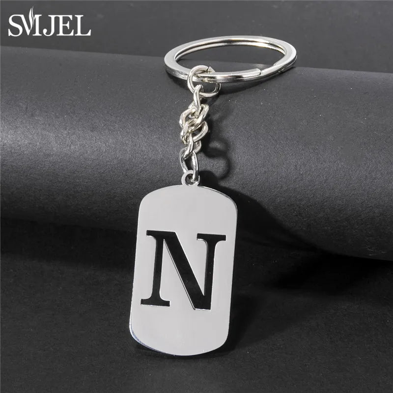 Edelstahl A-Z Buchstaben Schlüsselanhänger – Stylishes Party-Charm