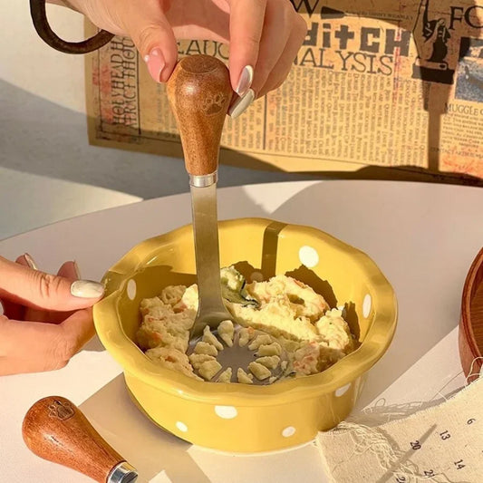 Robuster Edelstahl Kartoffelstampfer mit Holzgriff – Multifunktionaler Küchenhelfer
